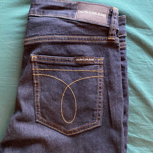 Calvin Klein Jeans - Picture 5 of 6